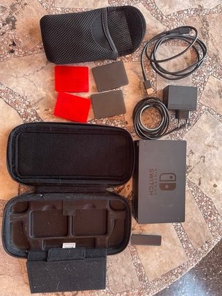 Nintendo Switch + Accesorios