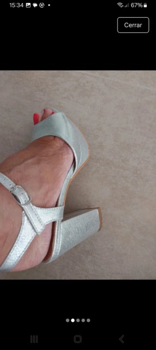 Sandalias plateadas con plataforma y tacón gordo