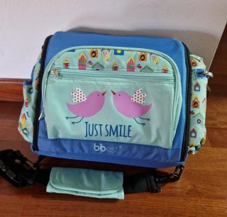 Trona portátil para bebé con diseño