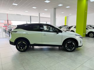 Nissan Qashqai N-Connecta 1.3 DIG-T 140CV MHEV !!!