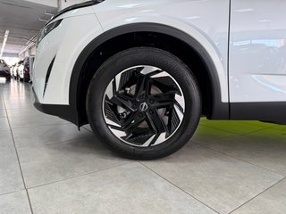 Nissan Qashqai N-Connecta 1.3 DIG-T 140CV MHEV !!!