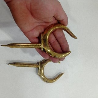 Chumaceras antiguas de bronce (2 unidades)