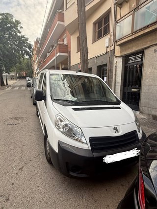 vendo furgoneta en buen estado por cambio de vehic
