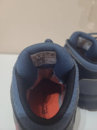 Botas montaña infantil Adidas T24 Gore-Tex