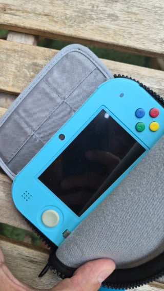 Nintendo 2DS Edizione Pokémon Sole Blu