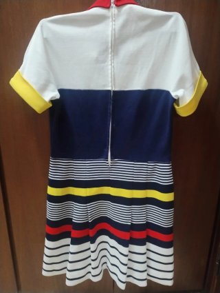 Vestido vintage rayas y cuello polo