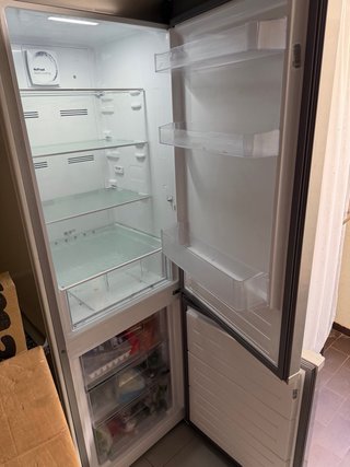 Frigorífico KONEN gris metalizado