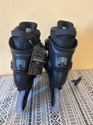 Patines FR1 310