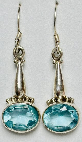 Pendientes de topacios azules en plata de ley 925