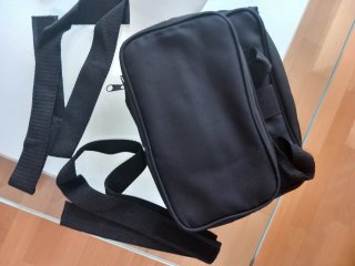 Bolso de mano negro