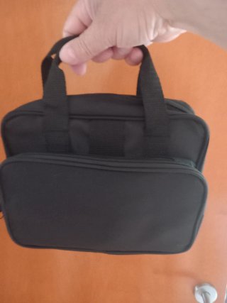 Bolso de mano negro