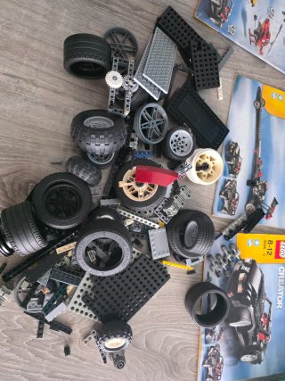 Lote LEGO Creator, Racers y piezas