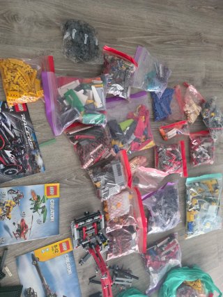 Lote LEGO Creator, Racers y piezas