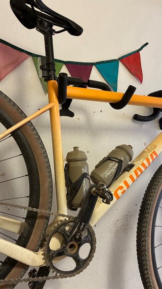 Bicicleta Gravel Guava Spot