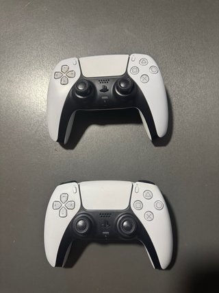 Consola PS5 Disco 825GB + 2 Mandos