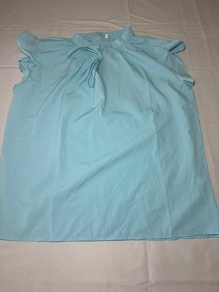 Blusa azul celeste con lazo y volantes - Talla 2XL