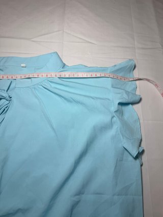 Blusa azul celeste con lazo y volantes - Talla 2XL