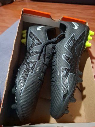 Zapatos de fútbol Nike Air Zoom Talla 42
