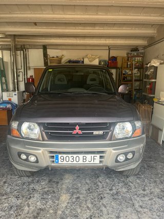 Mitsubishi Montero 2001
