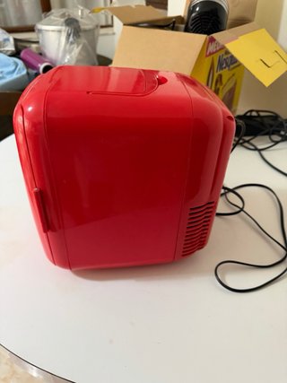 Nevera Portátil Mahou Roja