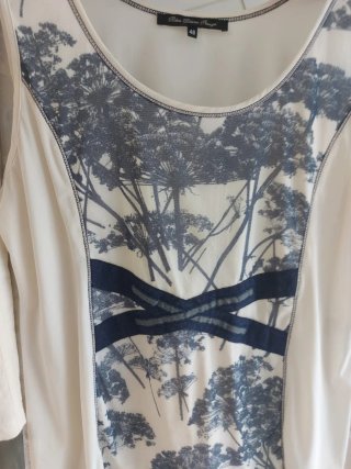 Conjunto Crop Top Blanco y Falda Vaquera