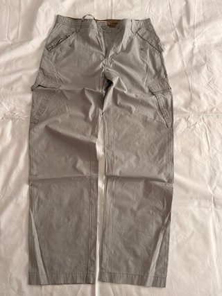 Pantalones cargo grises