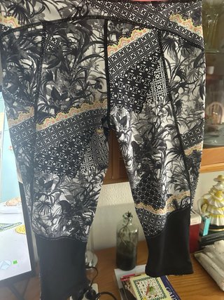 Pantalón deportivo licra estampado
