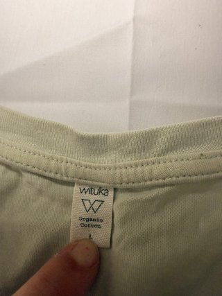 Camiseta verde claro con ilustración de gorila - L