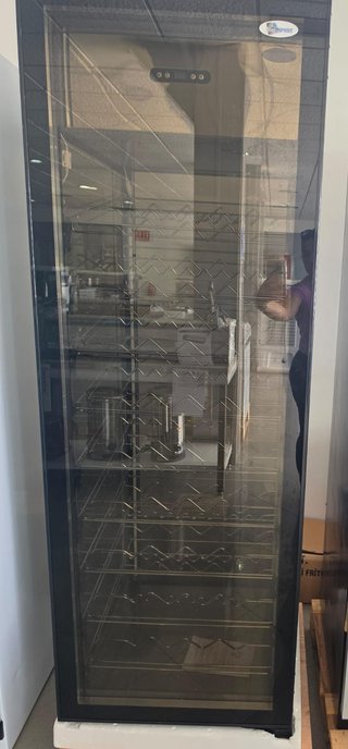 VINOTECA DE CRISTAL