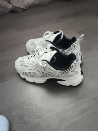 Zapatillas Christian Dior Blancas y Negras