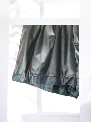Shorts polipiel negros