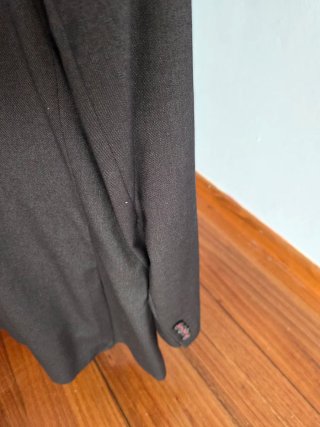 Traje negro STRONG WEARS