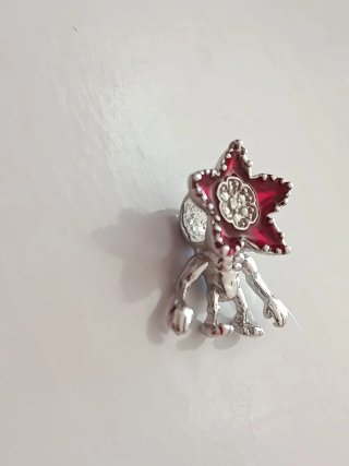 Charm Demogorgon Stranger Things nuevo
