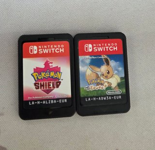 Pacchetto Pokémon Scudo e Let's Go Eevee per Switch