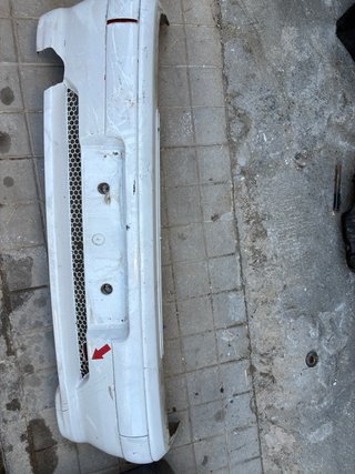 Paragolpes trasero Peugeot 106