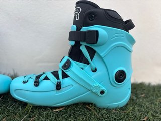 Patines. Botas FR1 talla 42