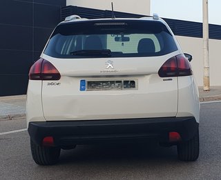 PEUGEOT 2008 Active 1.6 BlueHDi 100