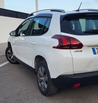 PEUGEOT 2008 Active 1.6 BlueHDi 100