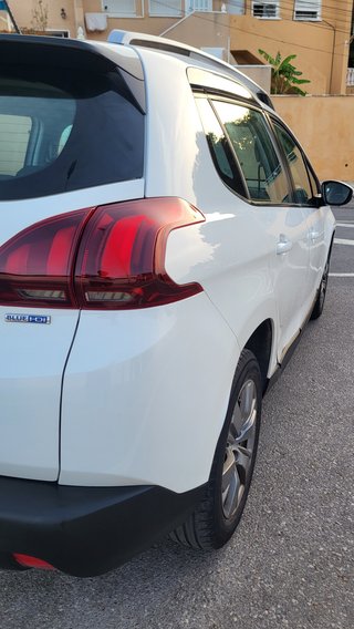 PEUGEOT 2008 Active 1.6 BlueHDi 100
