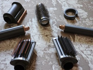 Moldeador Dyson Airwrap con Estuche y 6 Accesorios