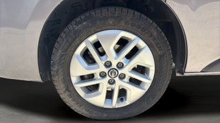 Nissan NV300 Furgon 2.0 dCi Comfort L1H1 AT 107 kW (145 CV)