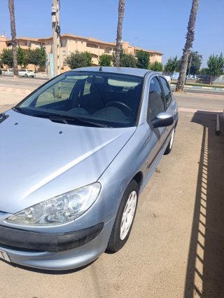 Peugeot 206 2004