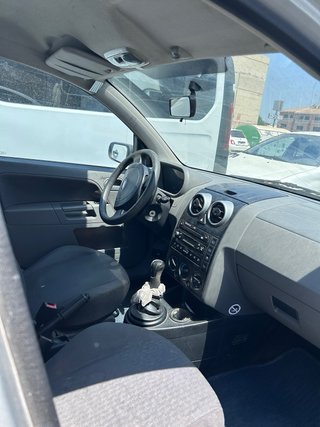 Ford Fusion 2003