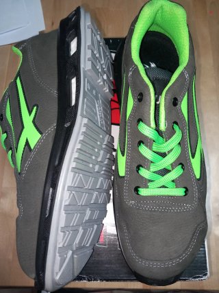 Zapatos de trabajo U-Power Talla 44