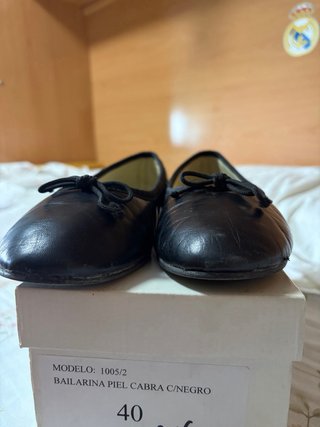 Manoletinas DEISIDRO Negras Talla 38