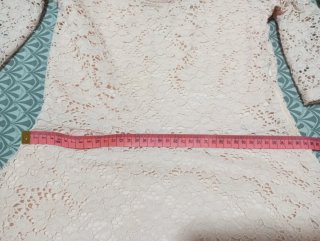 Vestido de encaje rosa