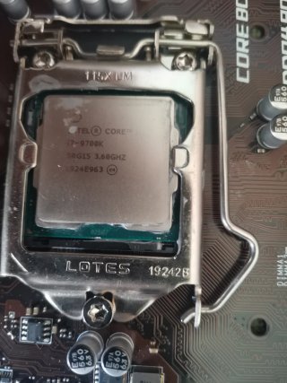 Torre i7 9700k