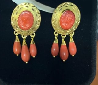 Pendientes Oro 18kt con Coral,4.73 gramos
