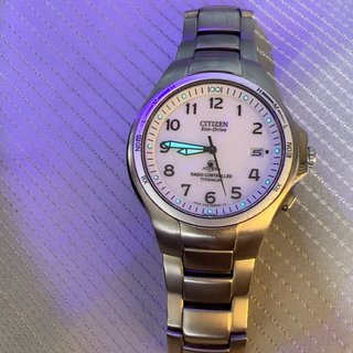 Citizen Eco-Drive Radiocontrolado Titânio