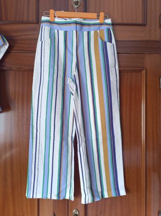 Conjunto Zara Top y Pantalón Rayas